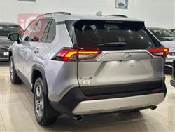 تۆیۆتا ڕاڤ 4